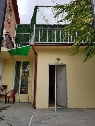 Виллы Гостевой уютный дом Тбилиси Вилла с 2 спальнями-24