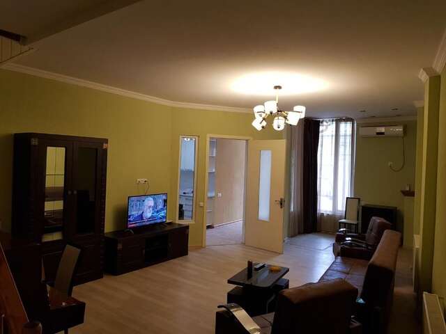 Виллы Гостевой уютный дом Тбилиси-30